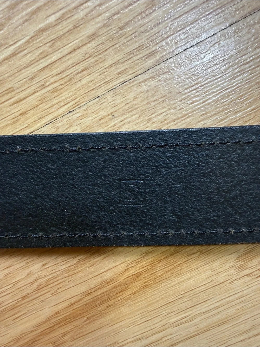 Vintage Fossil Black Leather Belt with Brushed Silver Buckle size Small